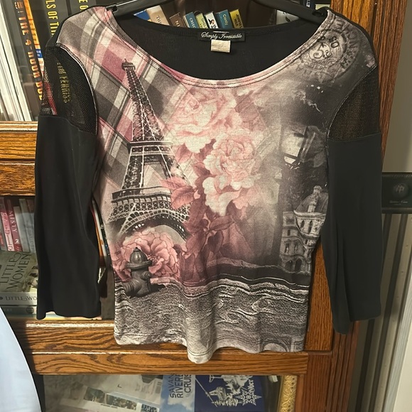 Simply Irresistible shirt - Picture 1 of 3